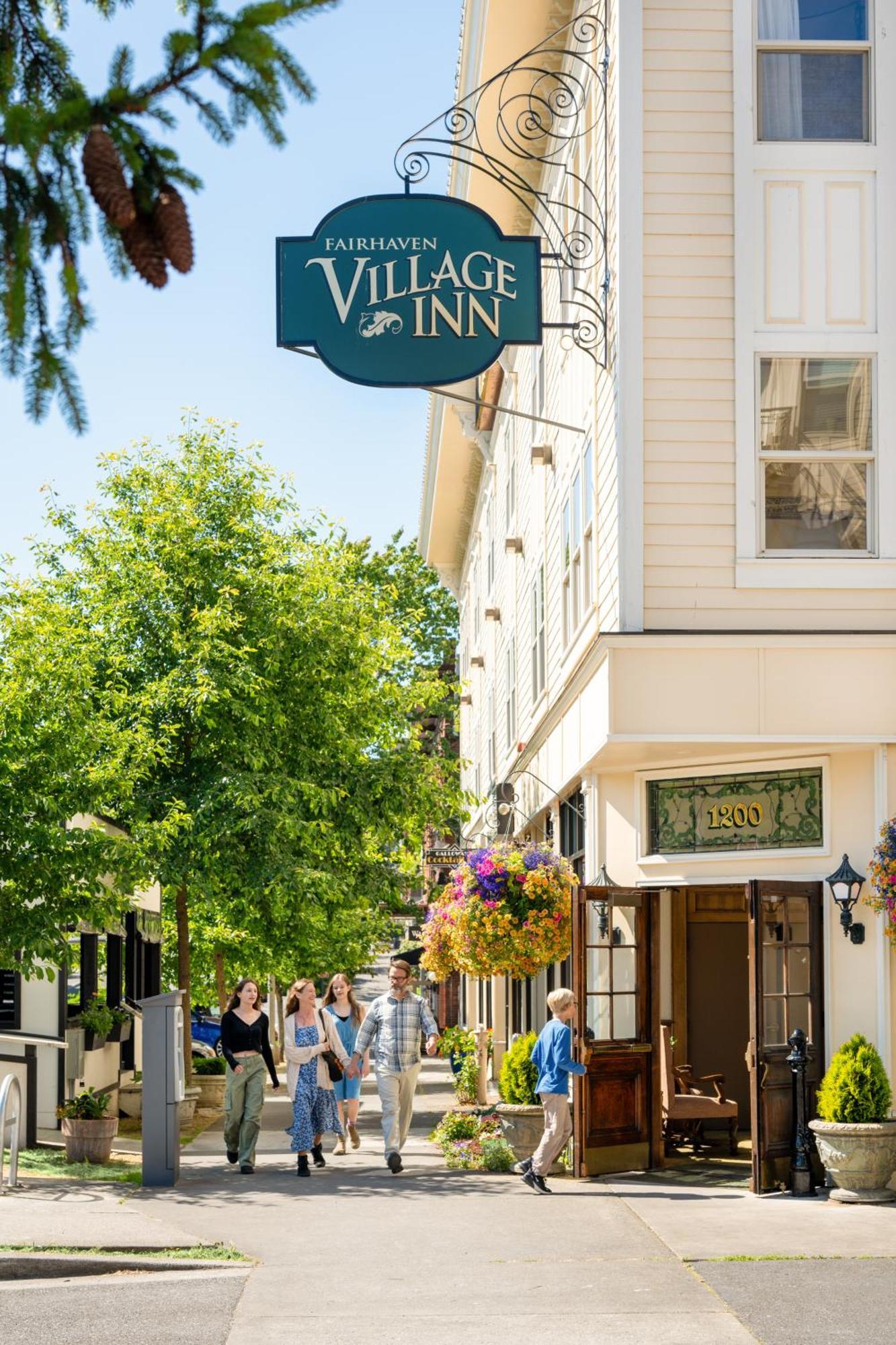 Fairhaven Village Inn Μπέλινγκχαμ Εξωτερικό φωτογραφία